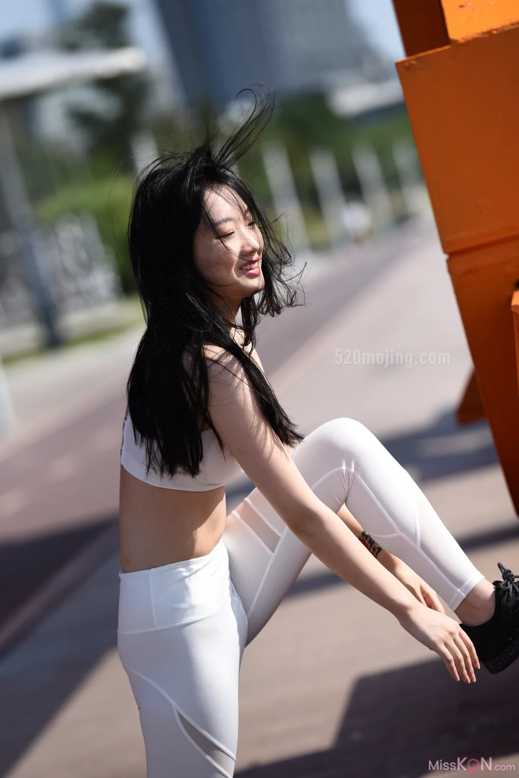 [精选街拍作品] MJ-003_ 风起的日子