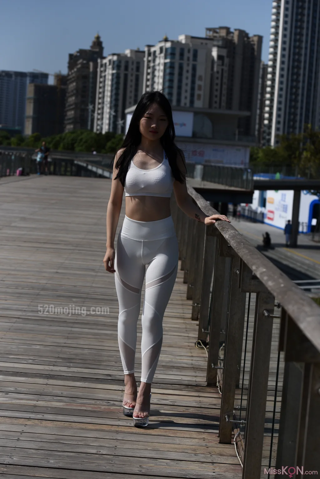 [精选街拍作品] MJ-003_ 风起的日子