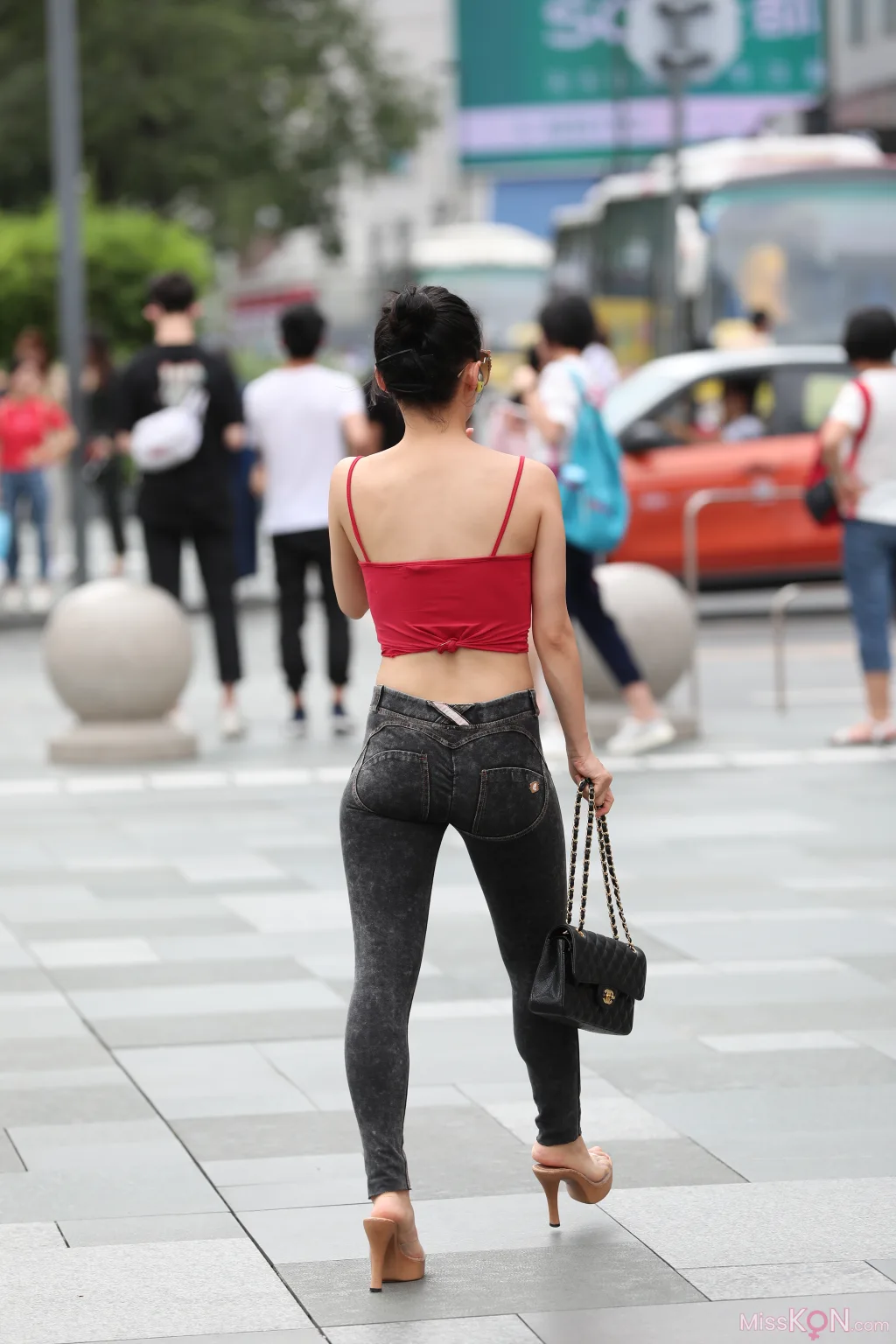 [精选街拍作品] MJ-007_ 要怎样陪着你走过黑夜