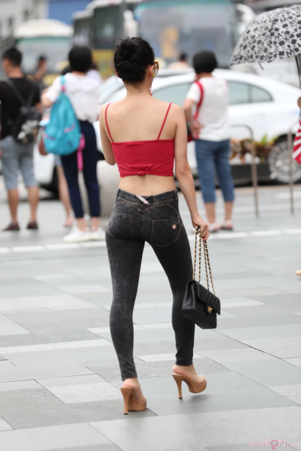 [精选街拍作品] MJ-007_ 要怎样陪着你走过黑夜