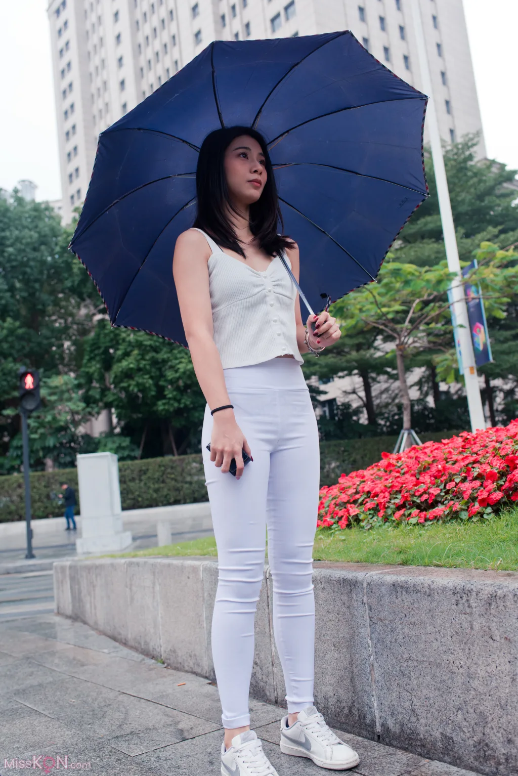 [精选街拍作品] MJ-009_ 小棠紧身白裤