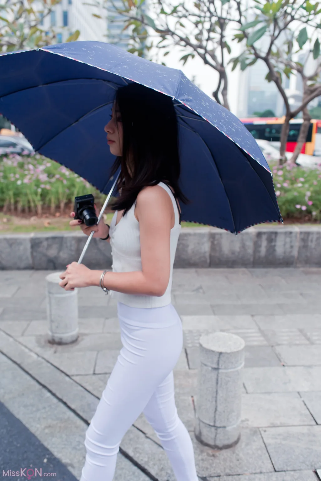 [精选街拍作品] MJ-009_ 小棠紧身白裤