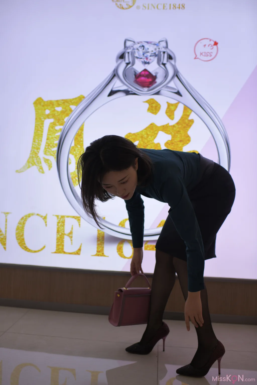 [精选街拍作品] MJ-015_ 一个人生活 丝袜 短裙