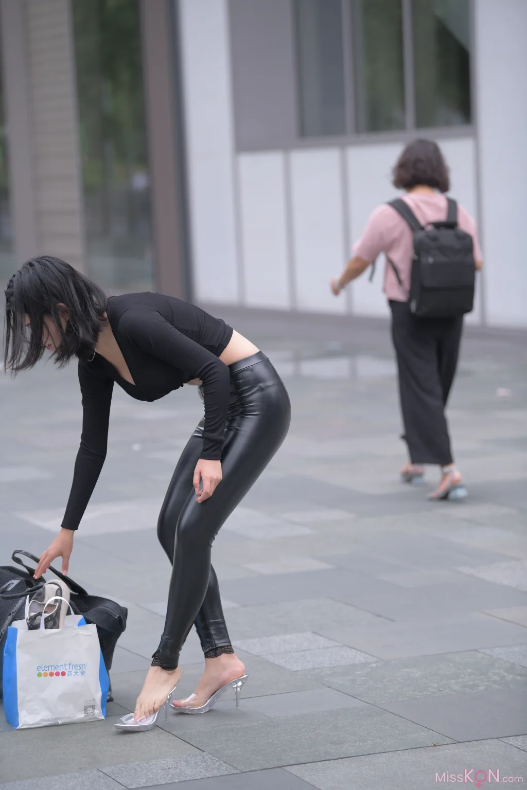 [精选街拍作品] MJ-018_ 揣测 皮裤