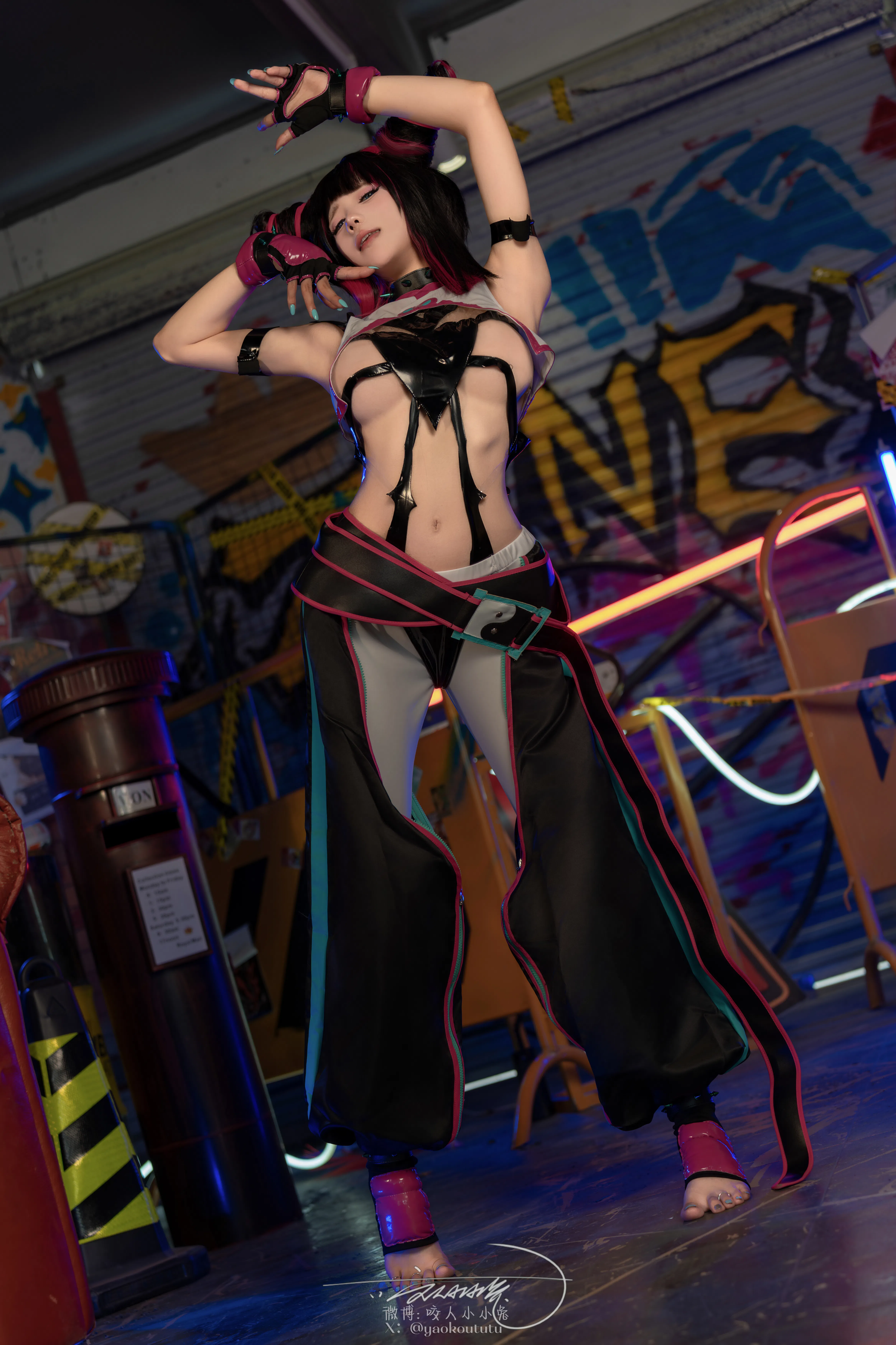 黏黏团子兔 咬人小小兔(咬一口兔娘) NO.159 五月作品『街霸-韩蛛俐』