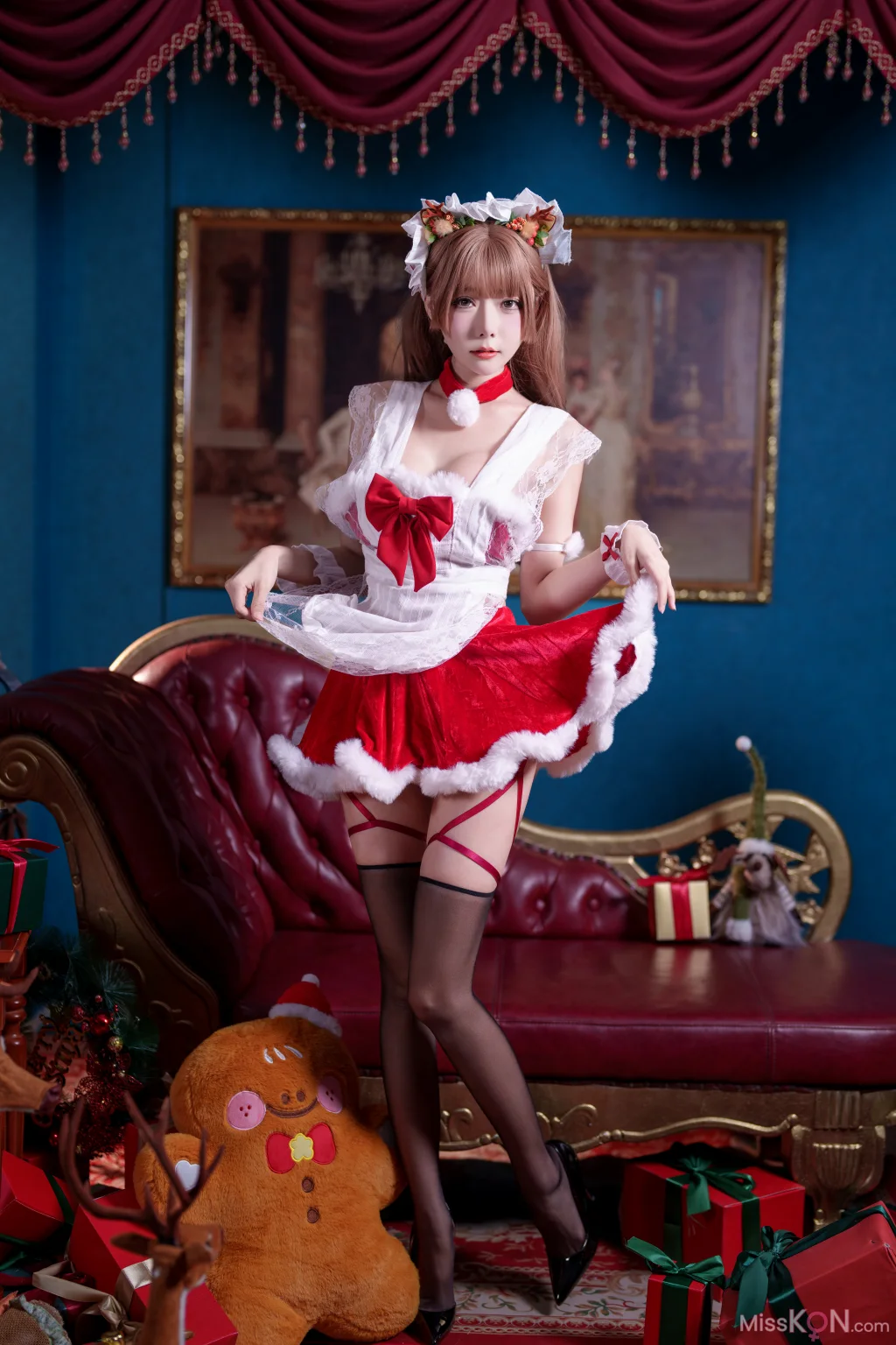 Coser@香草喵露露_ 圣诞红白场景素材