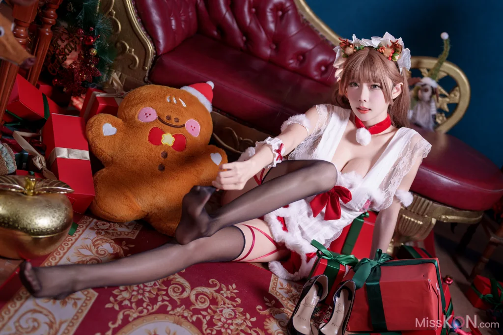 Coser@香草喵露露_ 圣诞红白场景素材