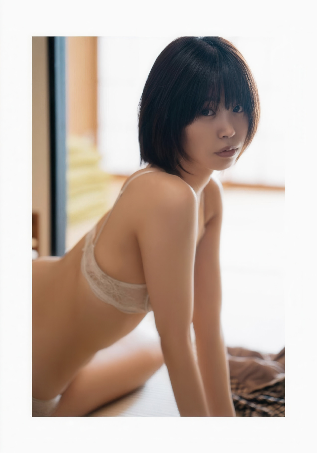 Tsugu Manaka 真中つぐ, 写真集 恋愛情緒 Wunder puglishing house Set.01