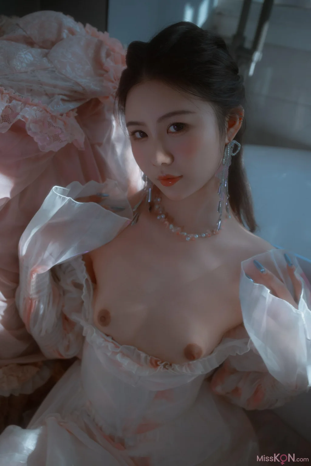 [XR Uncensored] Lucky-_ R18 秀人网模特 银色短裙+S 番外篇