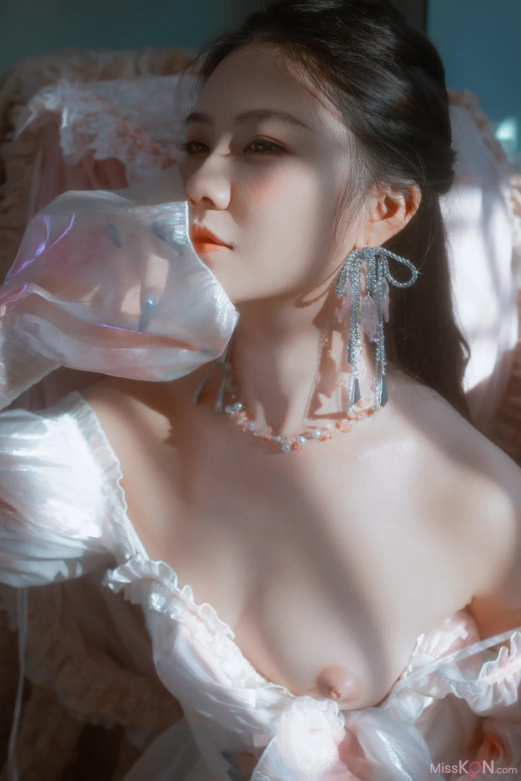 [XR Uncensored] Lucky-_ R18 秀人网模特 银色短裙+S 番外篇