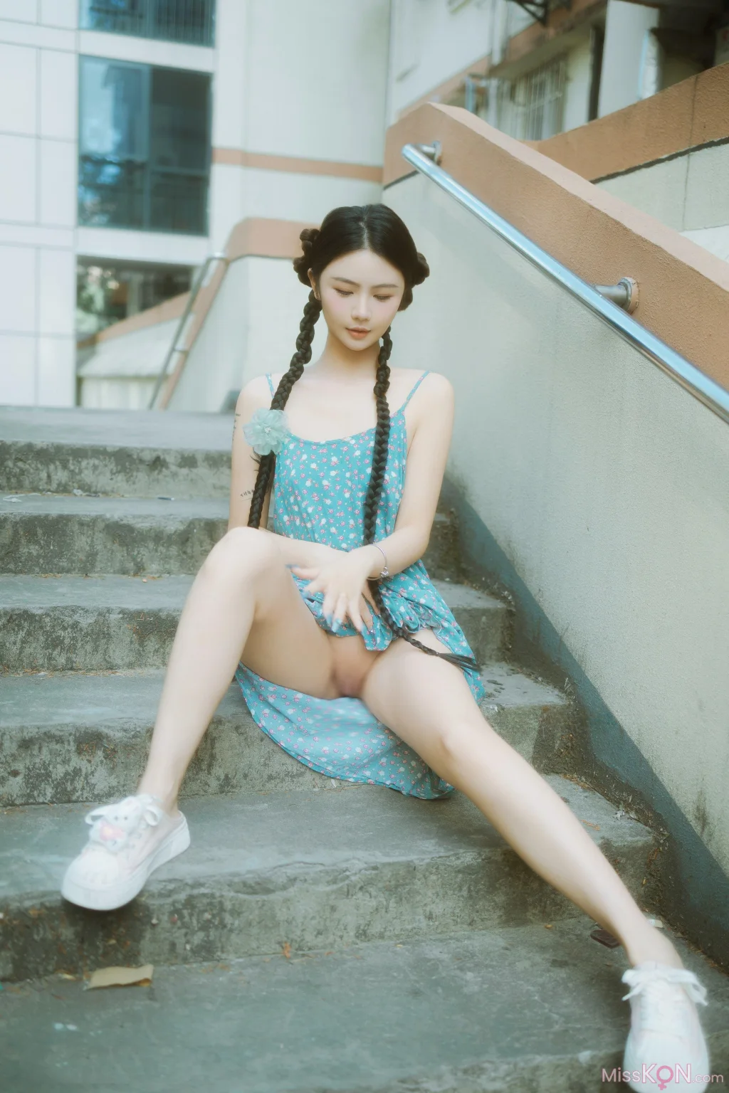 [XR Uncensored] Lucky-_ R18 秀人网模特 银色短裙+S 番外篇