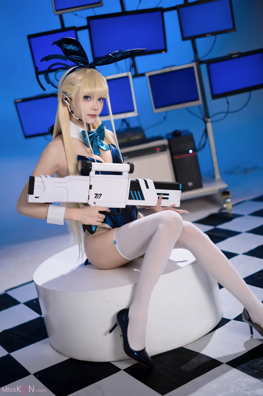 Coser@艾西aiwest_ 飞鸟马时兔女郎
