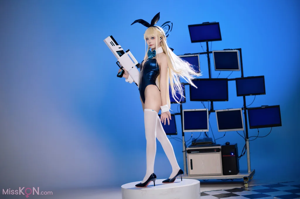 Coser@艾西aiwest_ 飞鸟马时兔女郎