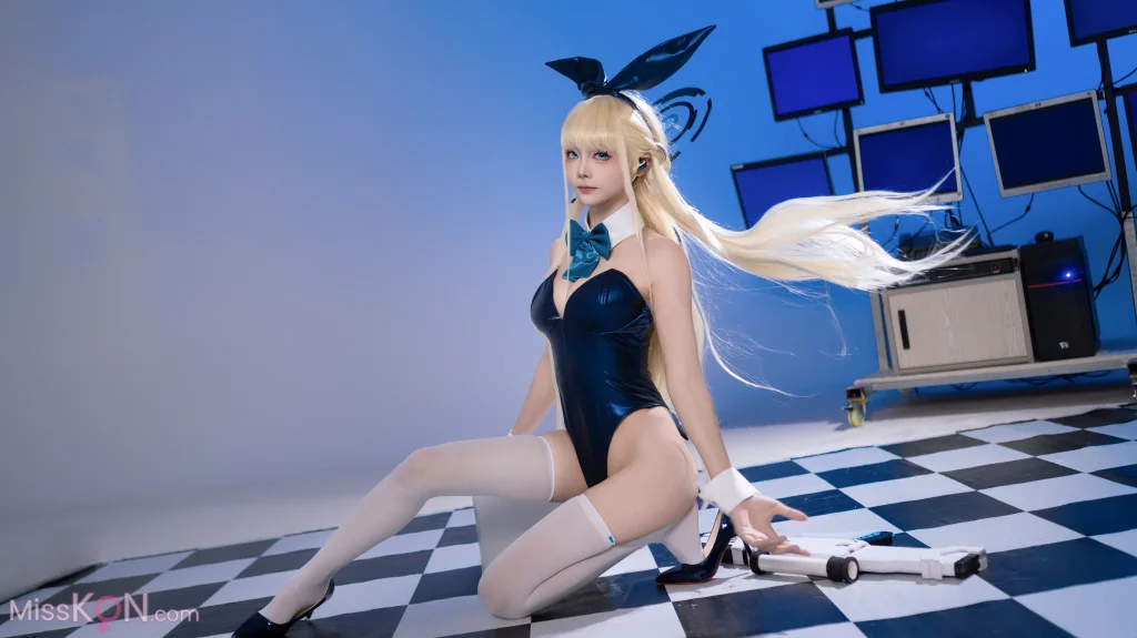 Coser@艾西aiwest_ 飞鸟马时兔女郎