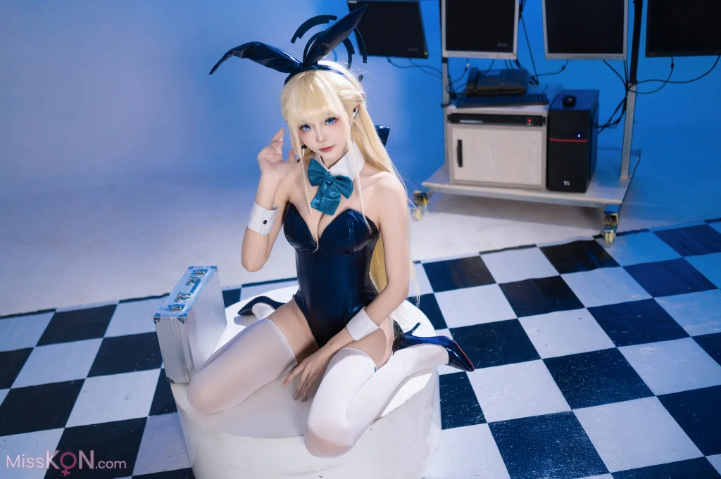 Coser@艾西aiwest_ 飞鸟马时兔女郎