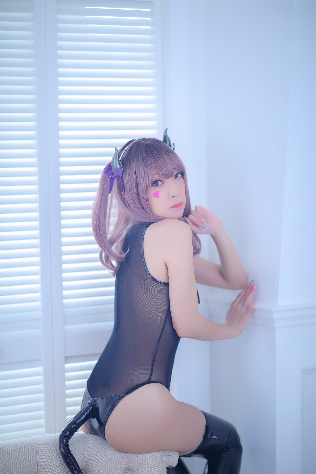 Saki Miyamoto 宮本彩希, 写真集 魅惑の彩希ゅばす Set.01