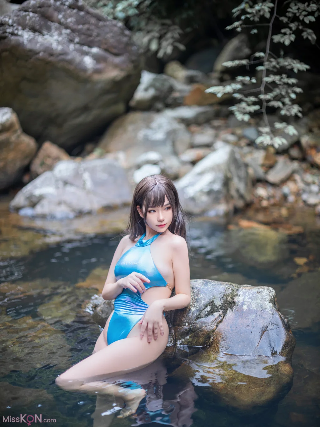 Coser@七七娜娜子_ 竞泳