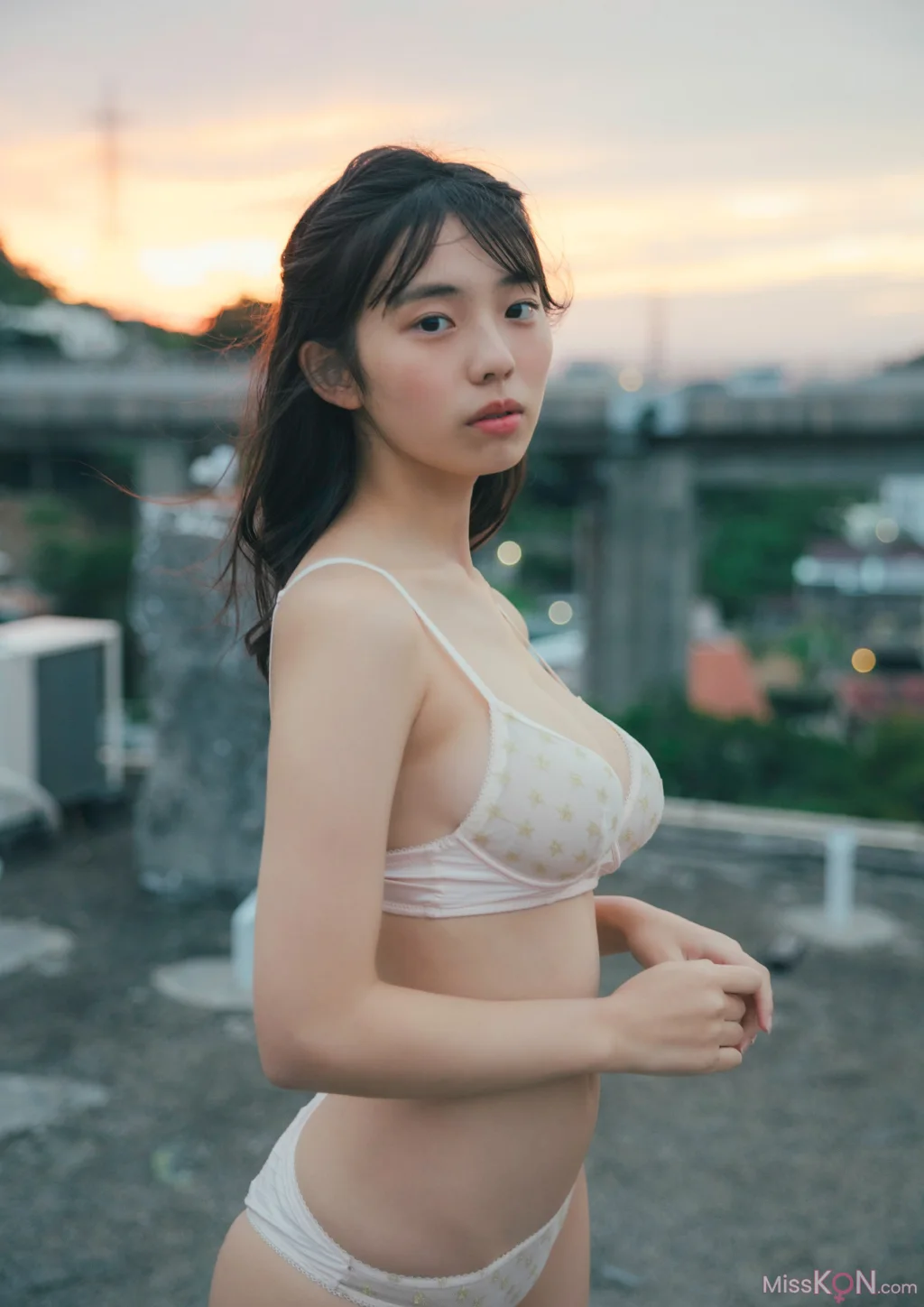 Kikuchi Hina (菊地姫奈)_【デジタル限定】写真集「続：moment」 (週プレ PHOTO BOOK)