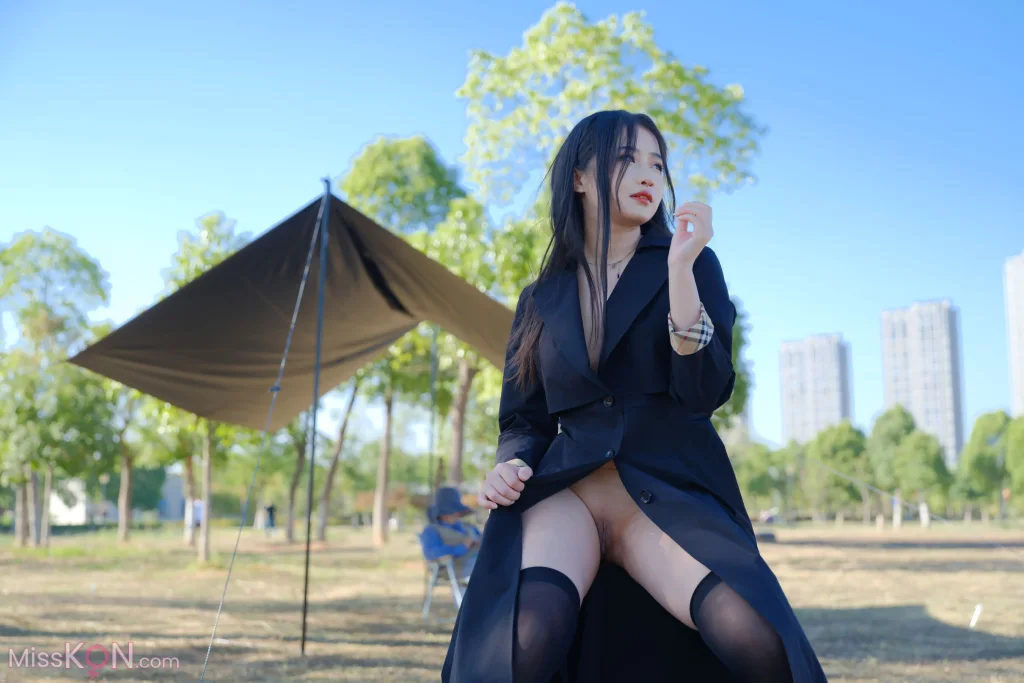 [Private Photoshoot] 小泽_ 黑丝御姐 户外露出