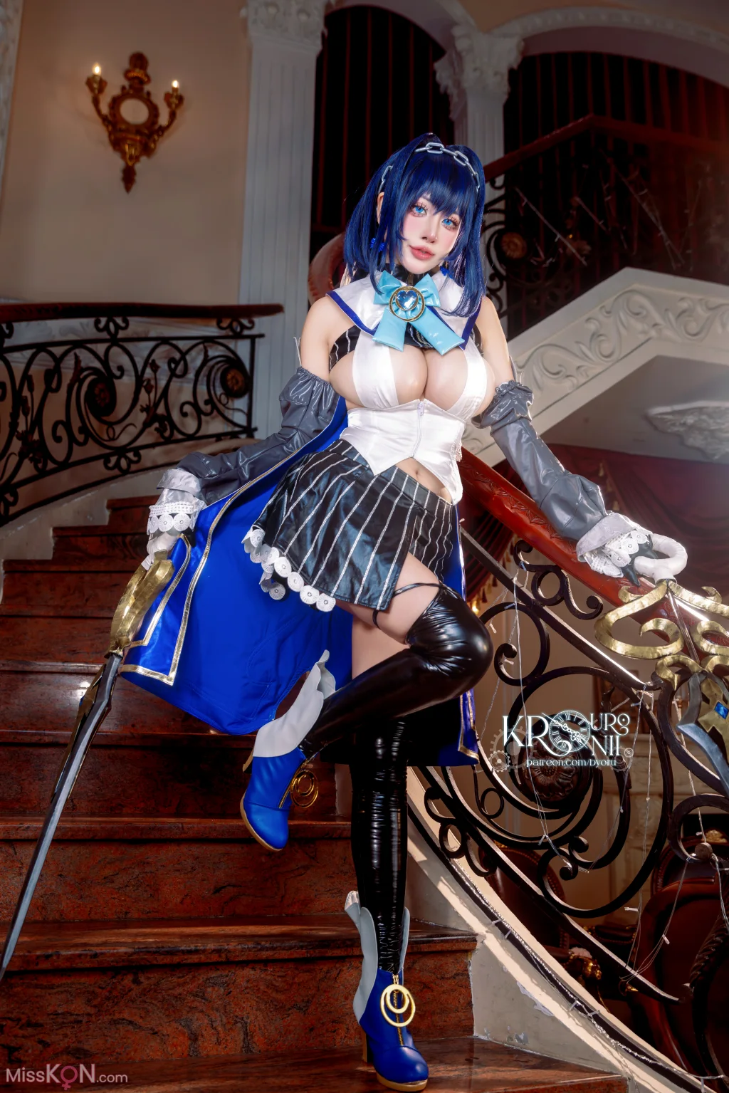 Coser@Byoru_ Ouro Kronii