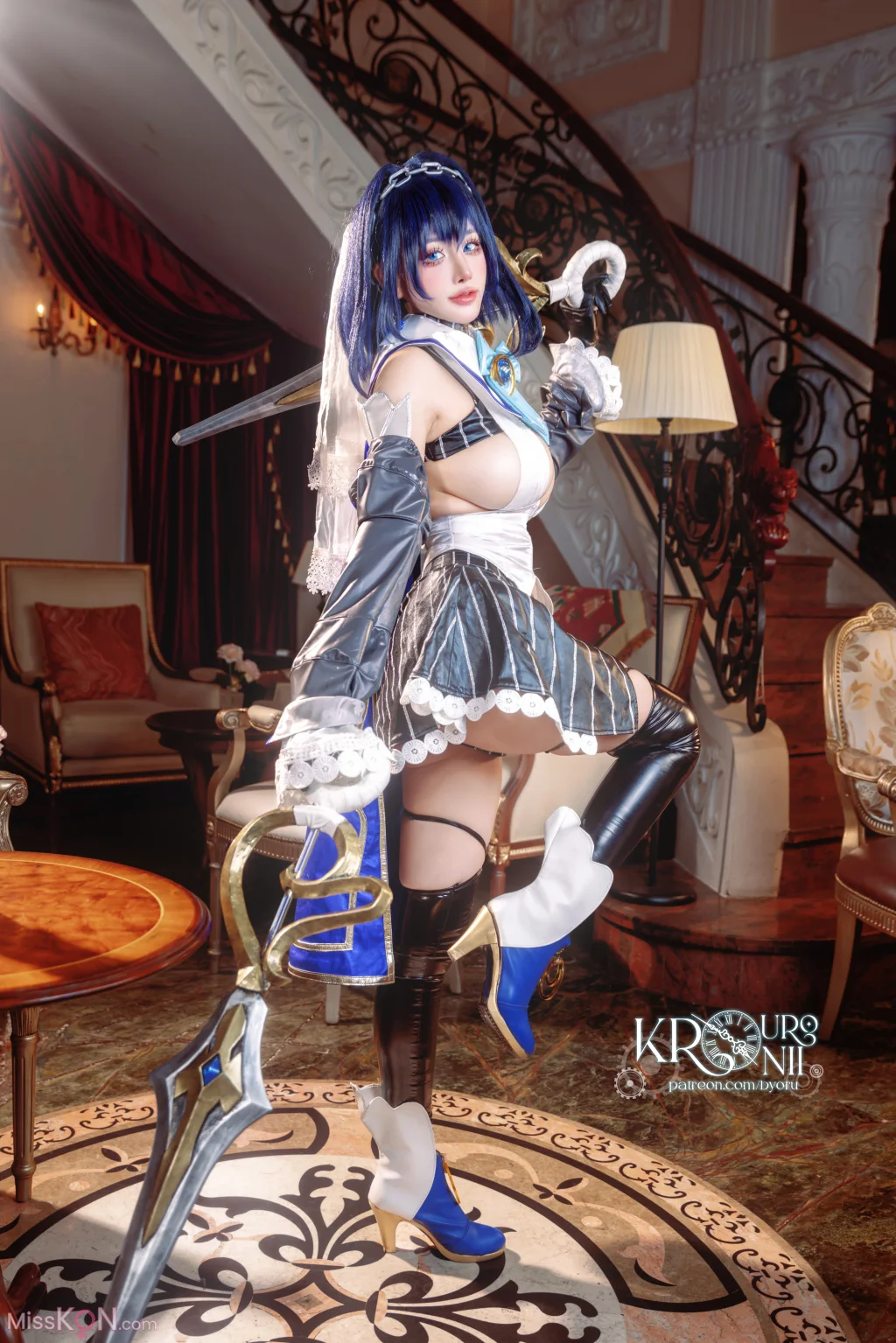 Coser@Byoru_ Ouro Kronii