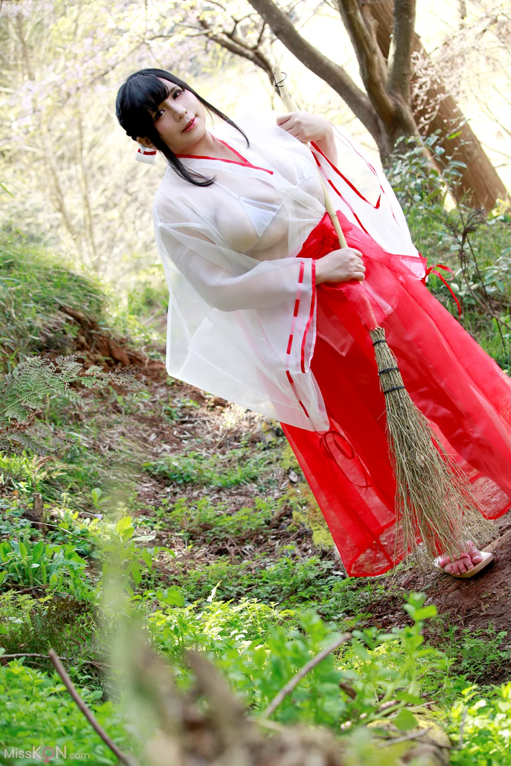 Coser@蝶月真綾_ 裏巫女の遊穢れ