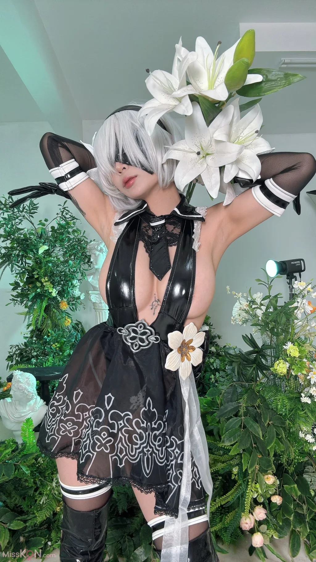 Coser@UmekoJ_ Eve (2B Dress)