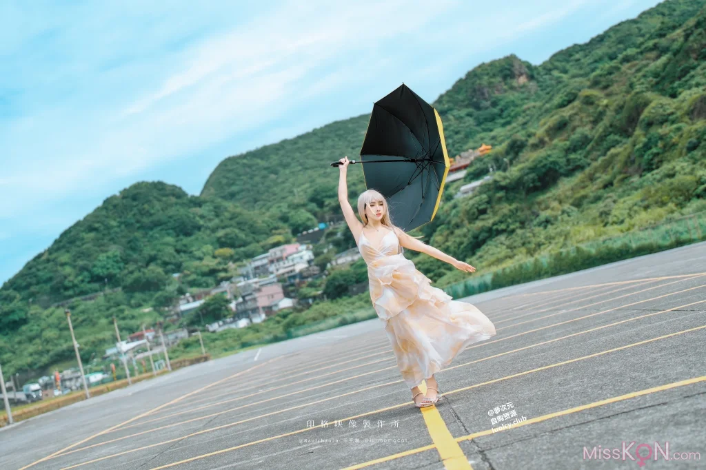 Coser@慕慕Momo_ 隨風輕舞