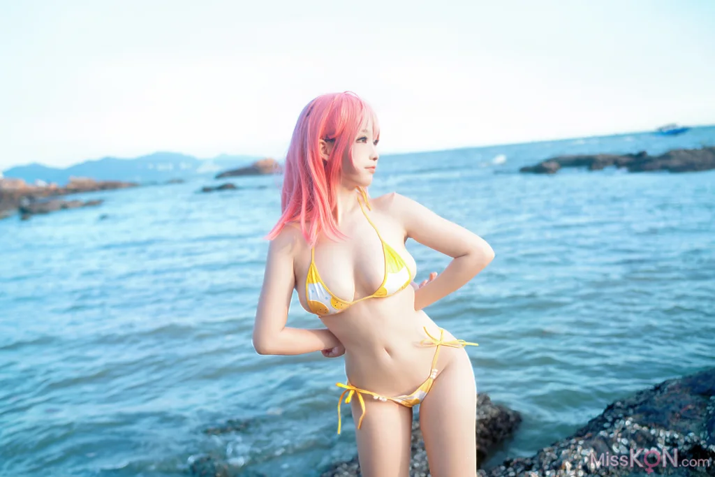 Coser@七七娜娜子_ 穗香泳衣
