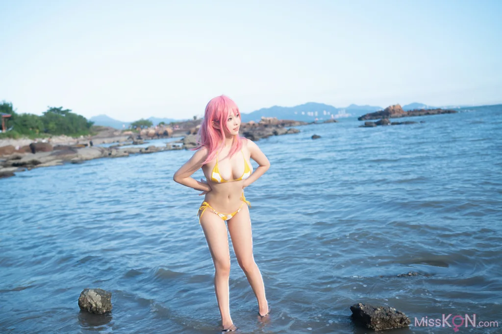 Coser@七七娜娜子_ 穗香泳衣