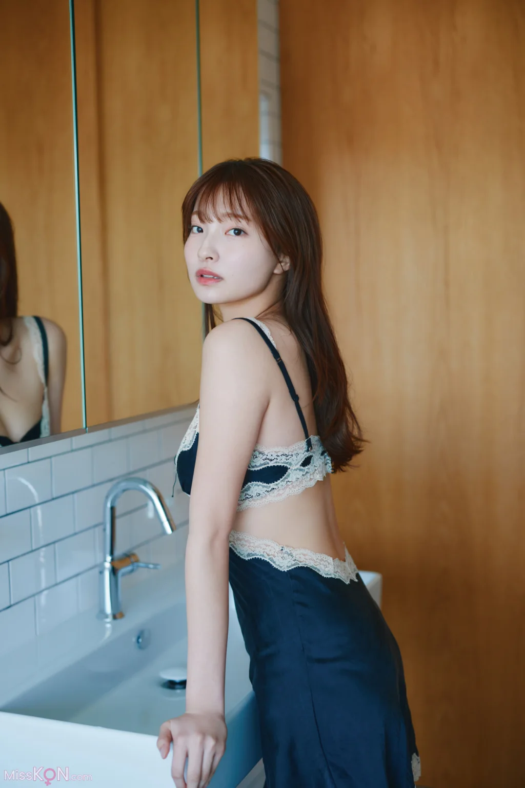 Natsuki Satonaka (里仲菜月)_ FRIDAYデジタル写真集 おとなっちゃん！ｖｏｌ．２