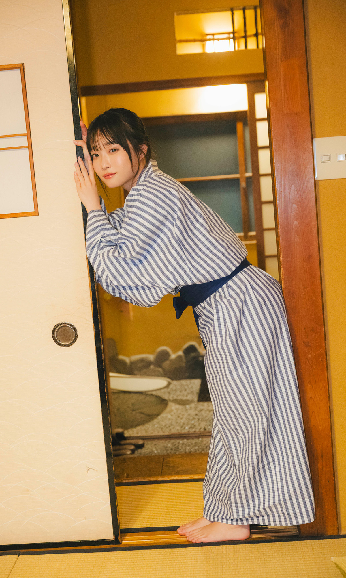 Miyu Kishi 岸みゆ, 周プレ PHOTO BOOK 「こんな日がくるなんて」 Set.02