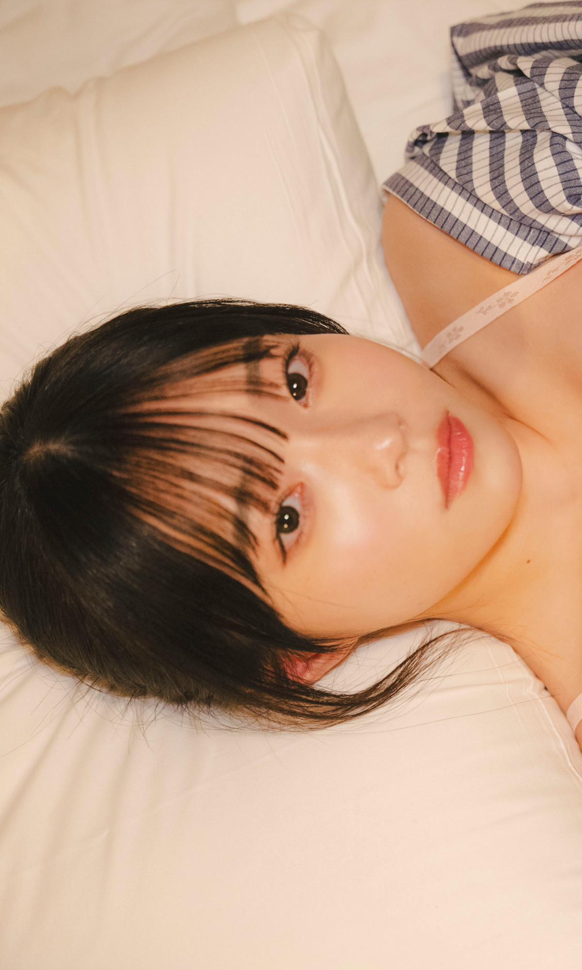 Miyu Kishi 岸みゆ, 周プレ PHOTO BOOK 「こんな日がくるなんて」 Set.02