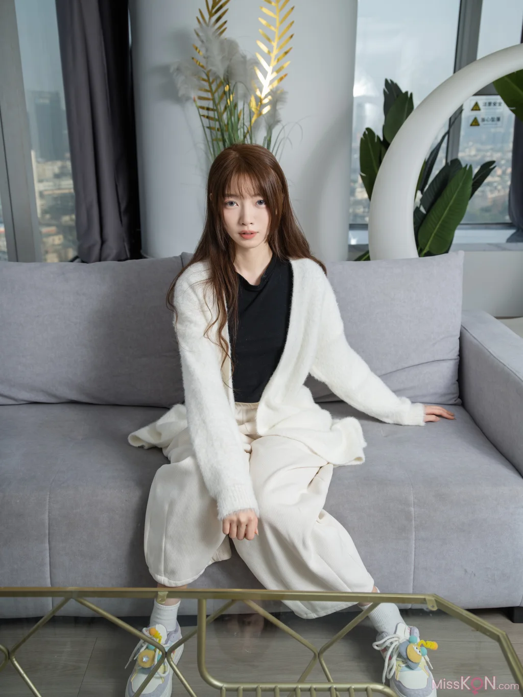 [Private Photoshoot] 潤潤_ 國模 175CM 大二校花級模特 大尺度 私拍 4K