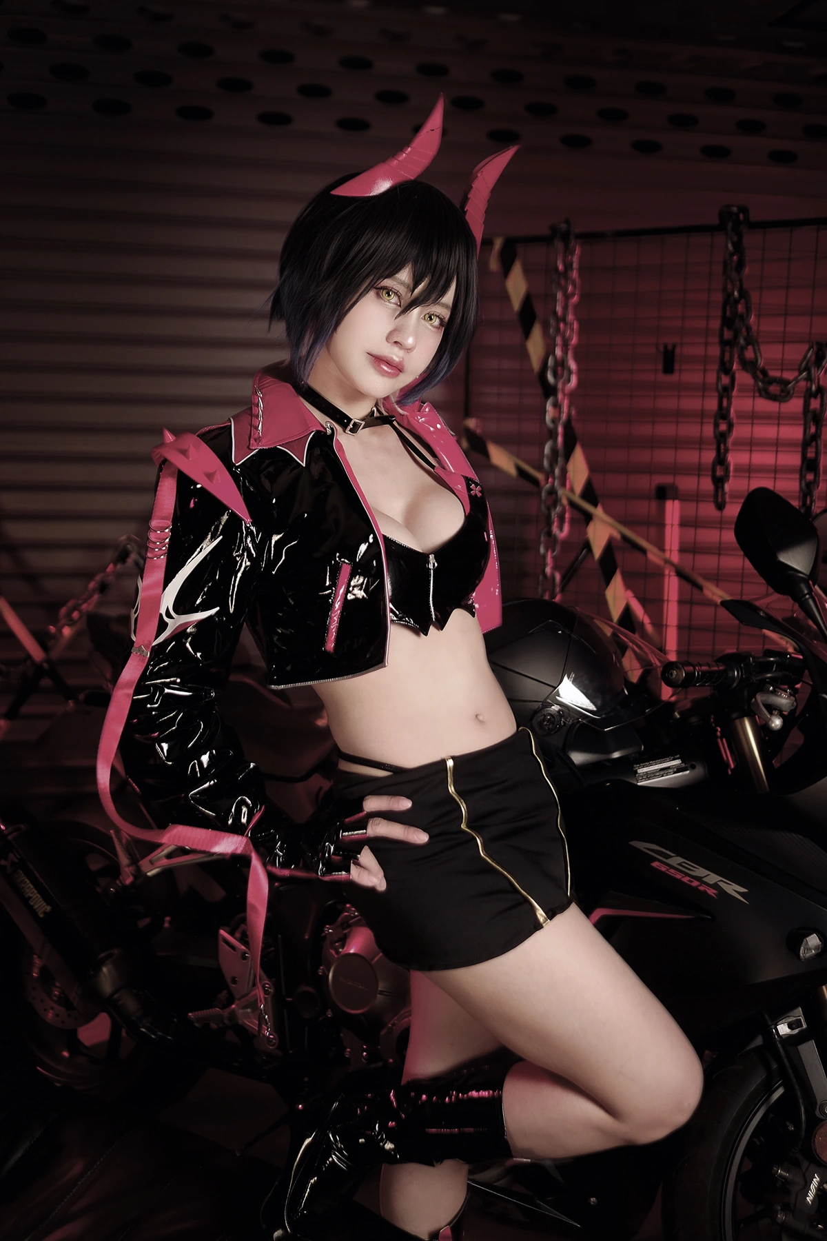 Cosplay PingPing平平 – Rossana NIKKE 23 Cosplay PingPing平平 – Rossana NIKKE