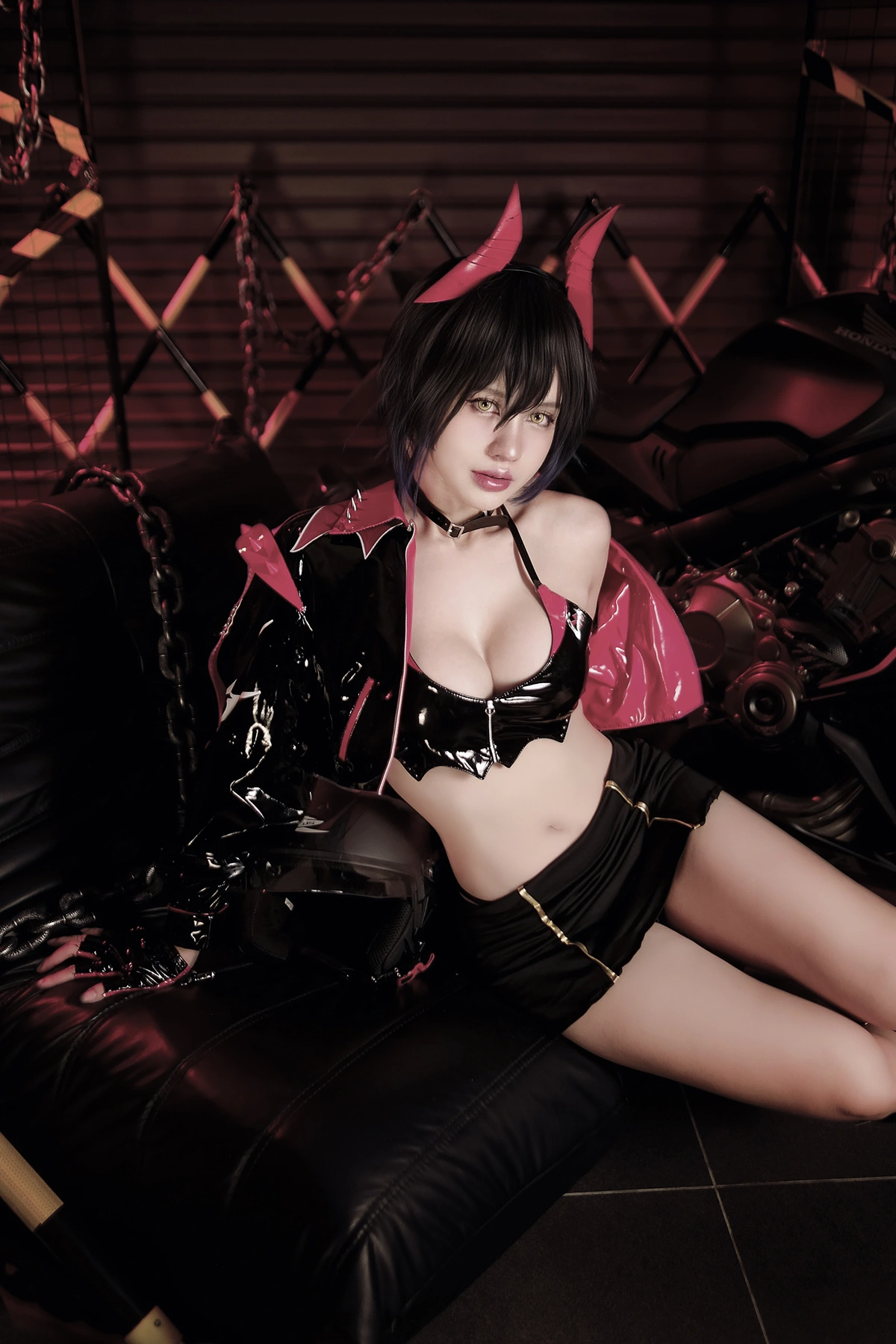 Cosplay PingPing平平 – Rossana NIKKE 24 Cosplay PingPing平平 – Rossana NIKKE
