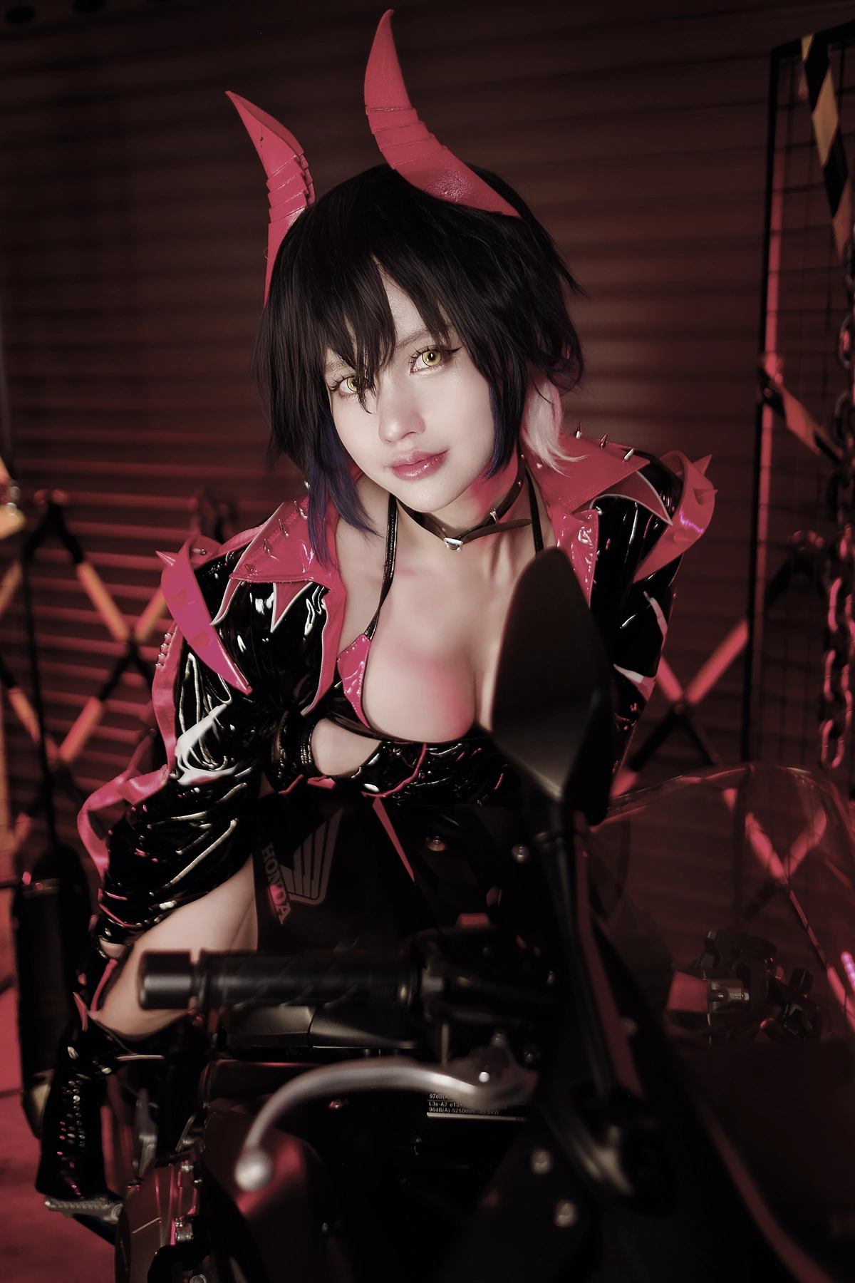 Cosplay PingPing平平 – Rossana NIKKE 45 Cosplay PingPing平平 – Rossana NIKKE