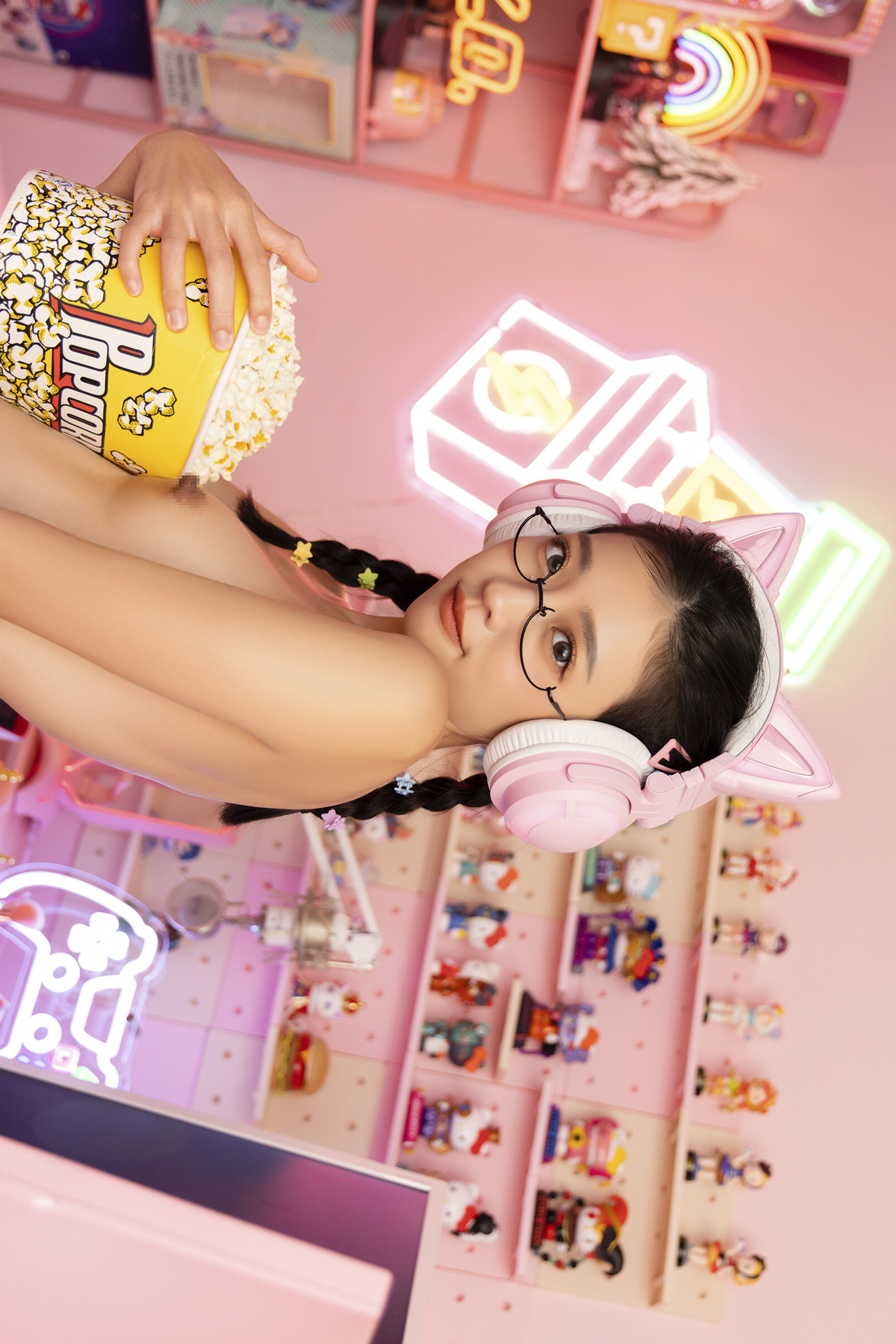 JVID 妍妍 Angel – 电竞少女-超可愛微乳美少女-第一次的性感開發 Set.02