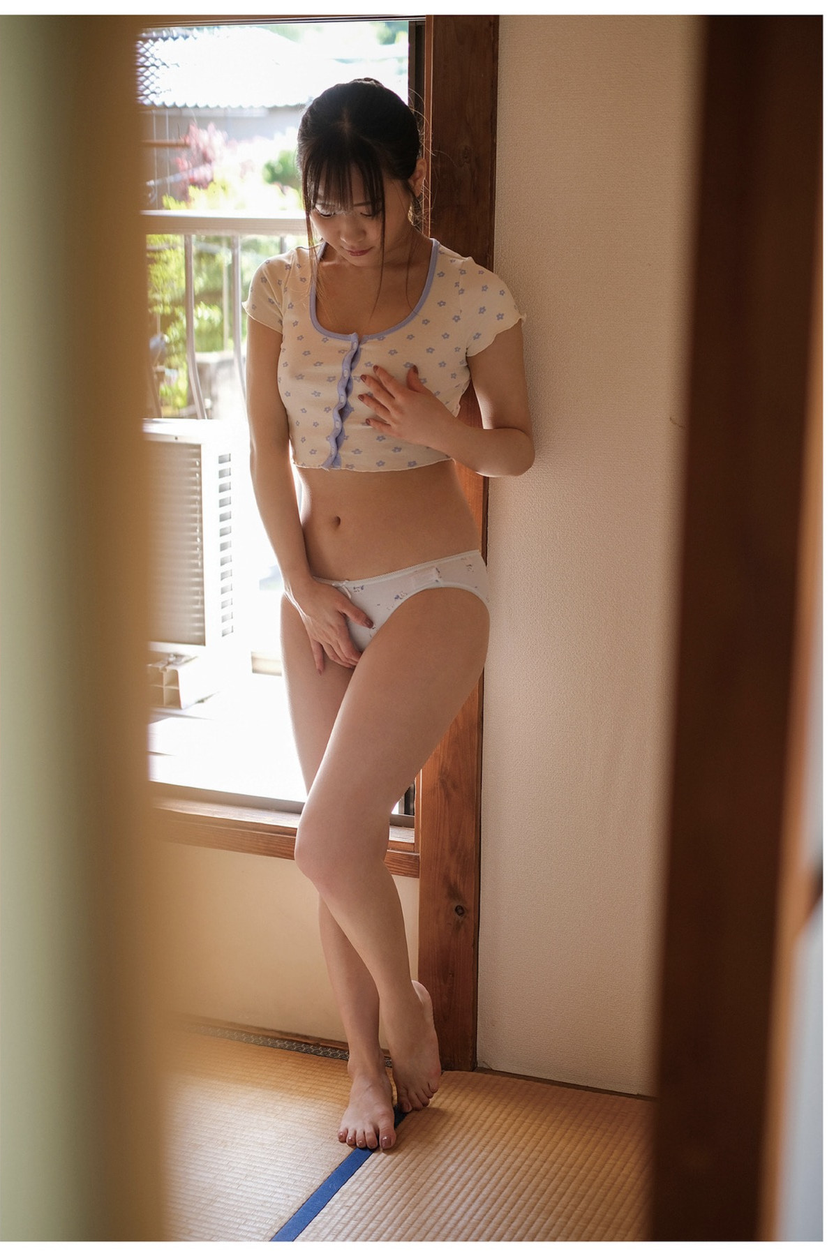 Narumi Hirose 広瀬なるみ, ヌード写真集 『風に包まれて』 Set.05