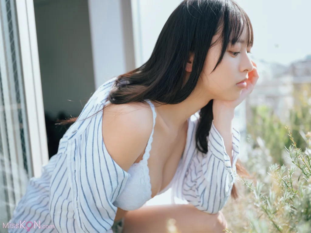 Riko Ōtsuki (大槻理子)_ FLASHデジタル写真集 朝陽
