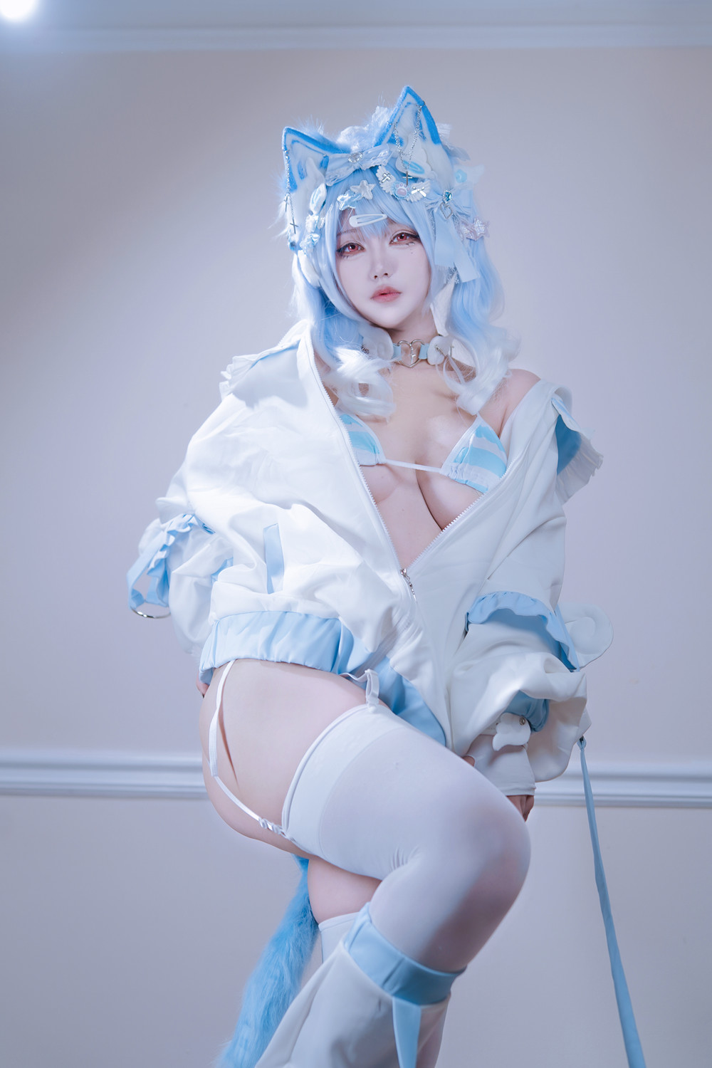 Cosplay 狐洛洛子 – 水色猫猫头