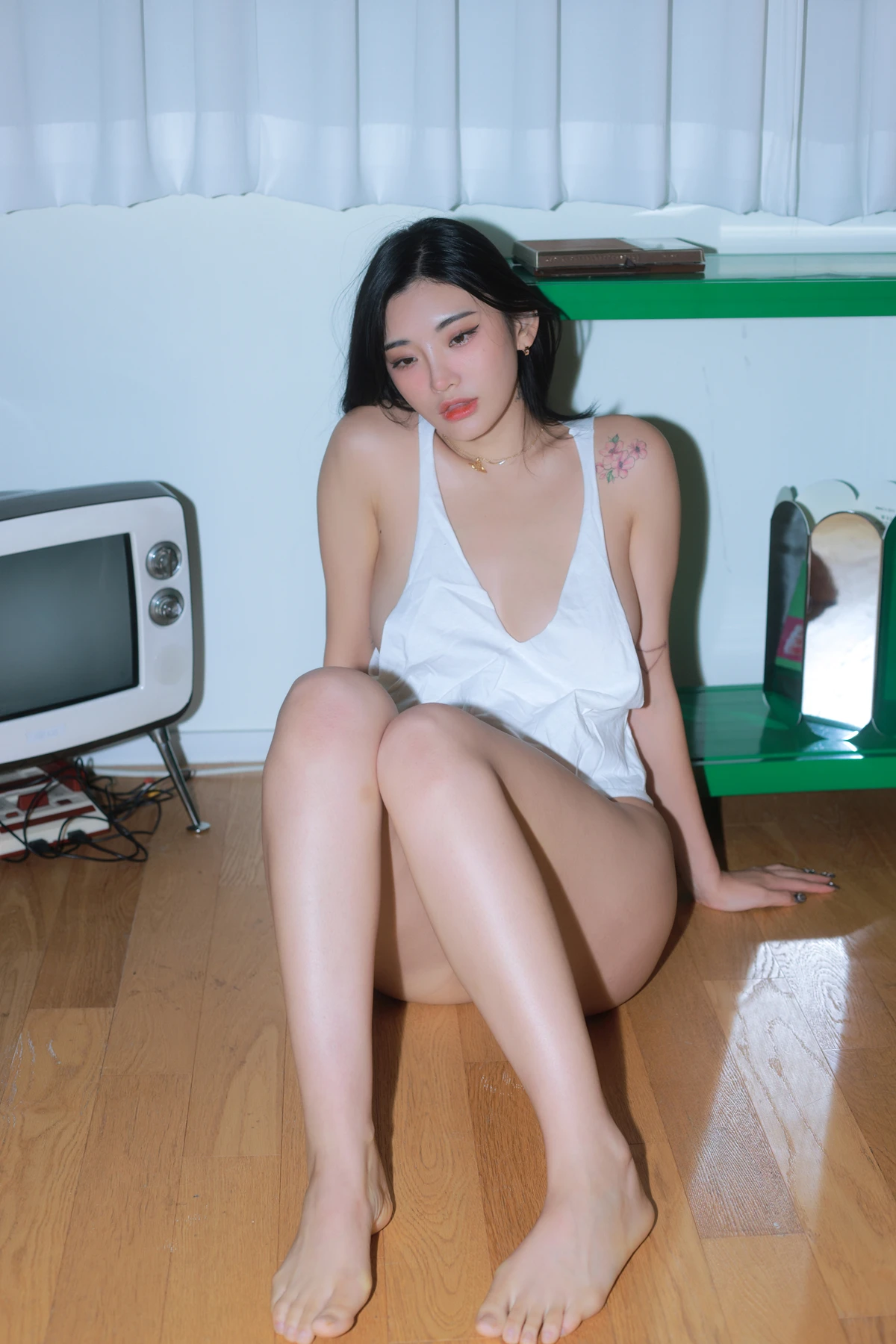 Sula 첼설아, PhotoBook 「Drunk」 Set.01