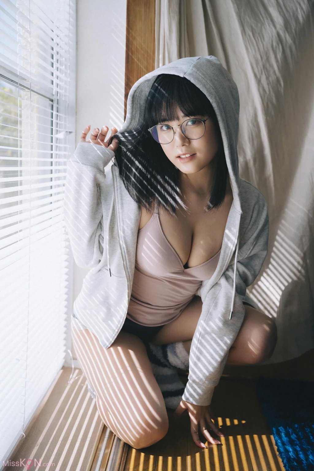 Shinonome Umi (東雲うみ)_ 彼女が部屋でしたいこと (ENTAMEデジタル写真集)