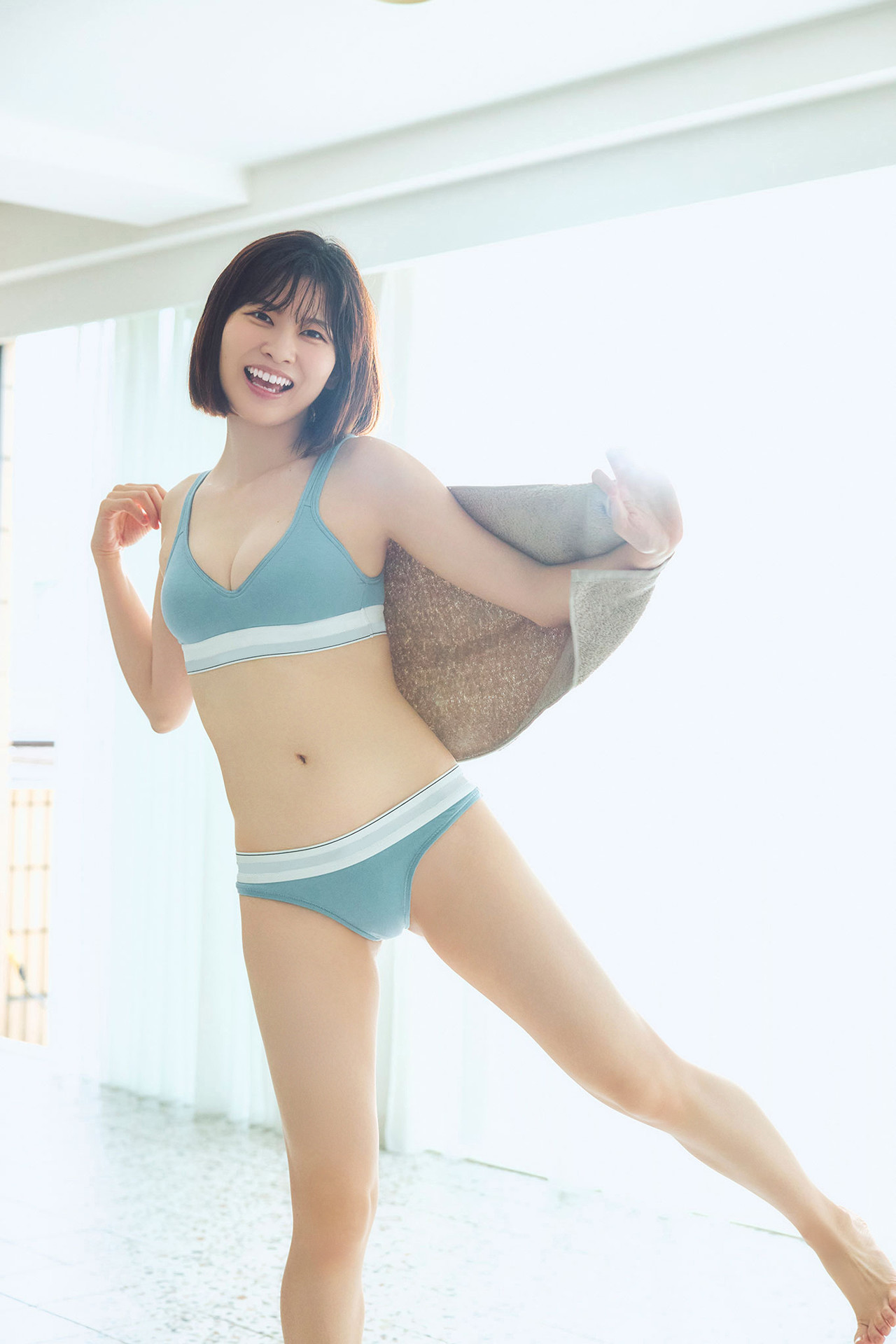 Saori Araki 荒木佐保里, ヤンマガアザーっす！ ＜YM2024年33号未公開カット＞ Set.02