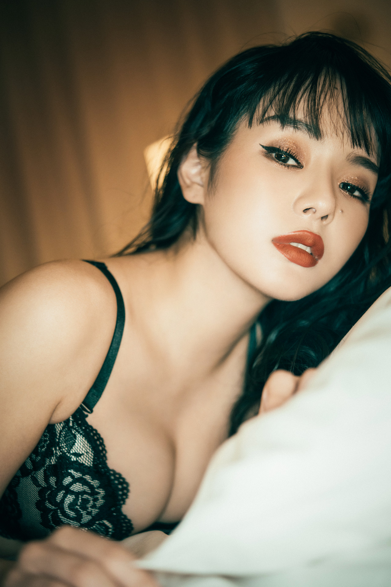 EIMI エイミ, デジタル写真集 「Undergarments」 Set.02