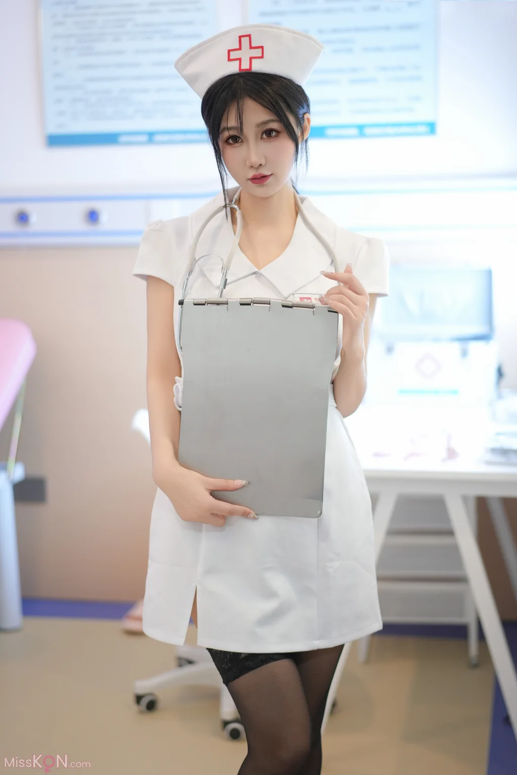 [XR Uncensored] laura阿姣_ R18 秀人网模特 VIP医护病房