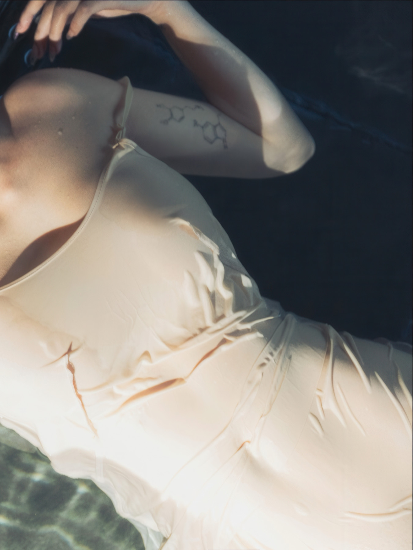 Chukimeroday ちゅきめろでぃ, 2nd 写真集 『一泊二日』 Set.02