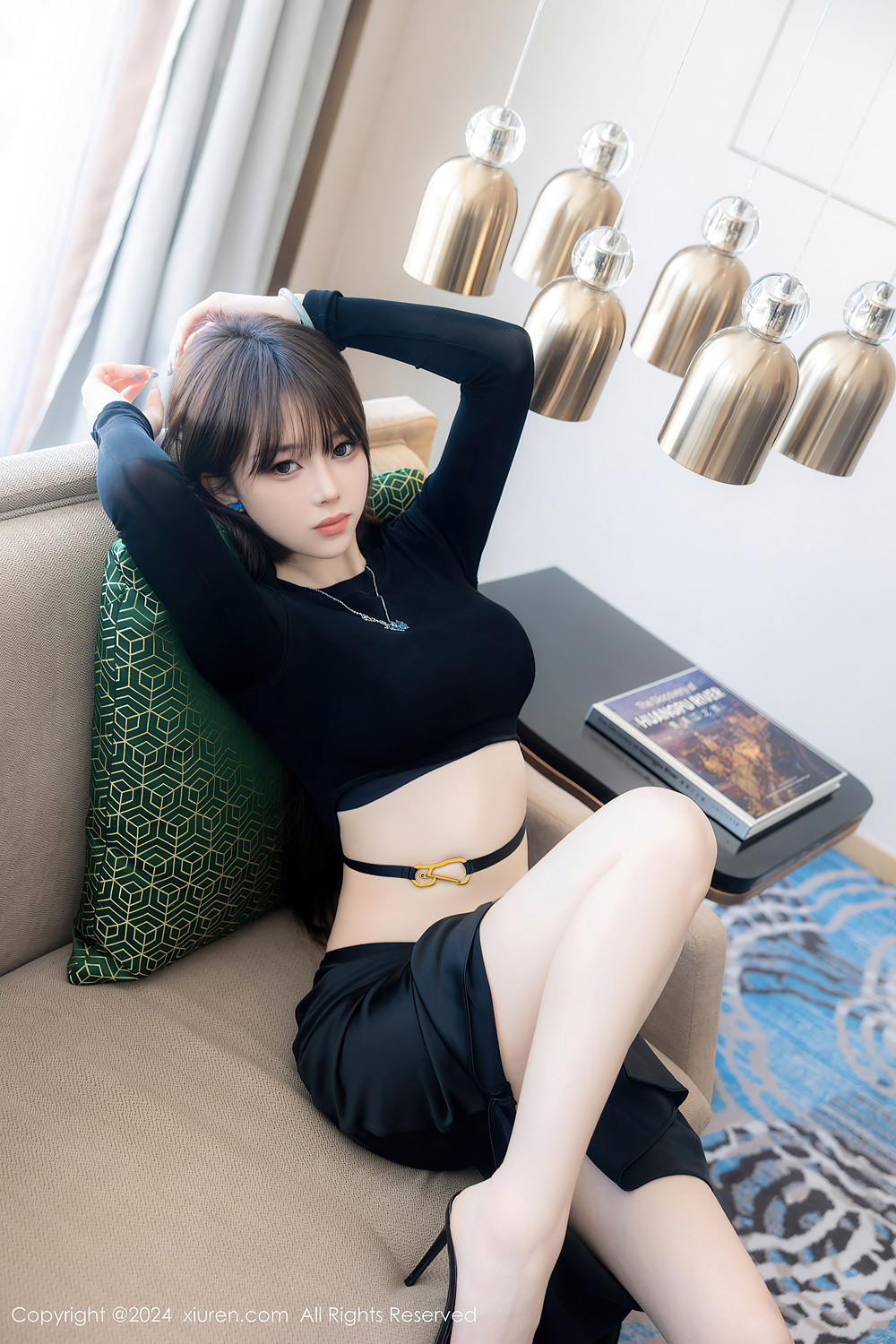 XiuRen秀人网 No.8661 奶瓶土肥圆NaiPingTuFeiYuan