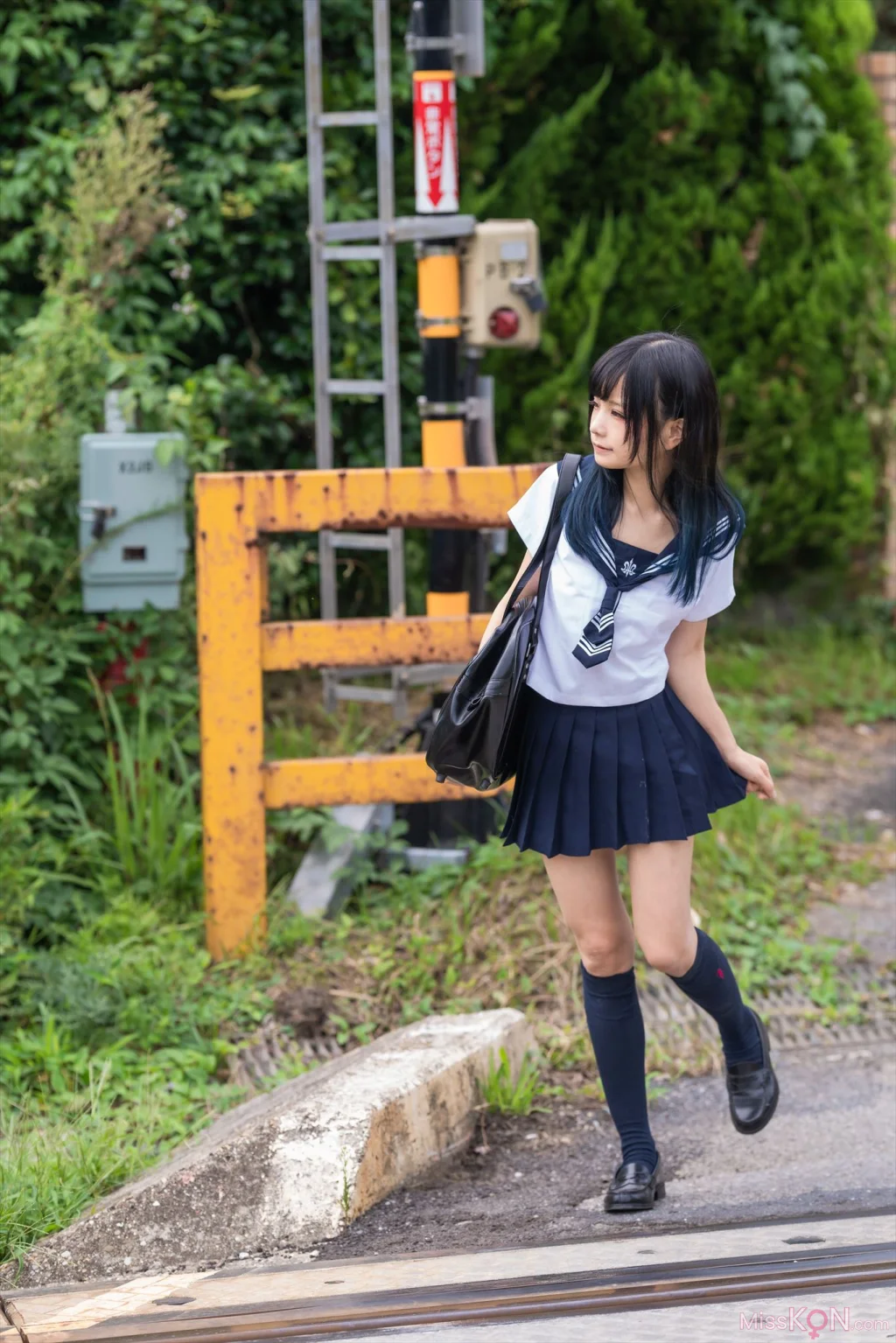 Coser@Kurumi (クルミ)_ 放課後制服デート ~僕の彼女は童顔ロリ~ 46 Coser@Kurumi (クルミ)_ 放課後制服デート ~僕の彼女は童顔ロリ~