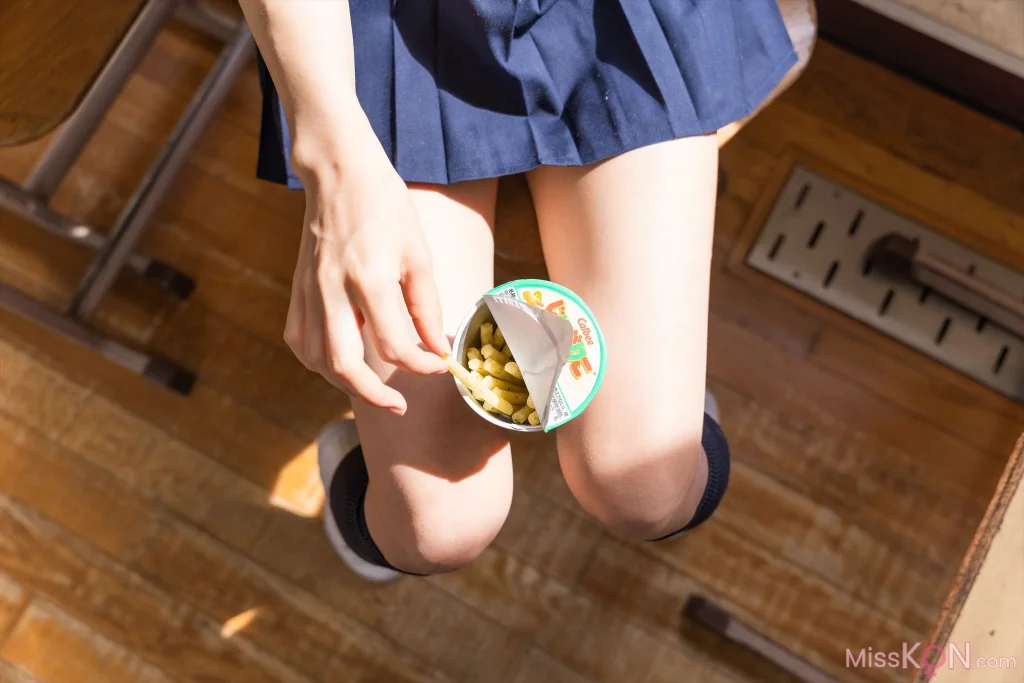 Coser@Kurumi (クルミ)_ 放課後制服デート ~僕の彼女は童顔ロリ~ 16 Coser@Kurumi (クルミ)_ 放課後制服デート ~僕の彼女は童顔ロリ~